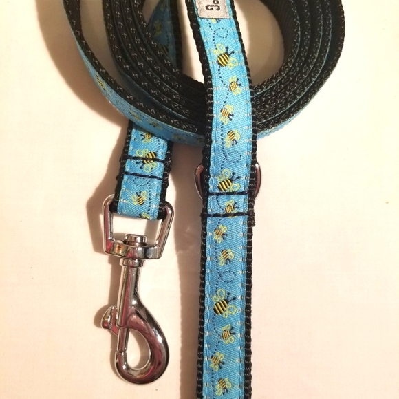 Worthy Dog Dog Pet Leash Bees Blue Bees Poshmark